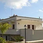 Tenuta Turchi 3*