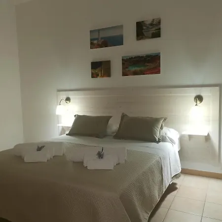 فندق مبيت وإفطار Tenuta Turchi 3*