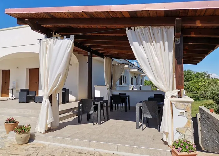 Tenuta Turchi Oda ve Kahvaltı Otranto